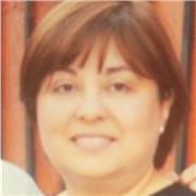 Docente universitario afrece apoyo en Biología